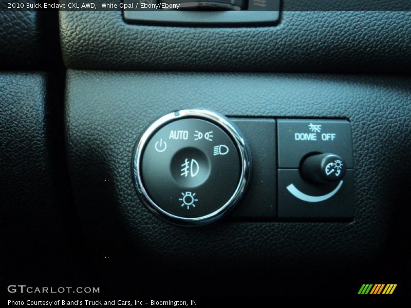 White Opal / Ebony/Ebony 2010 Buick Enclave CXL AWD