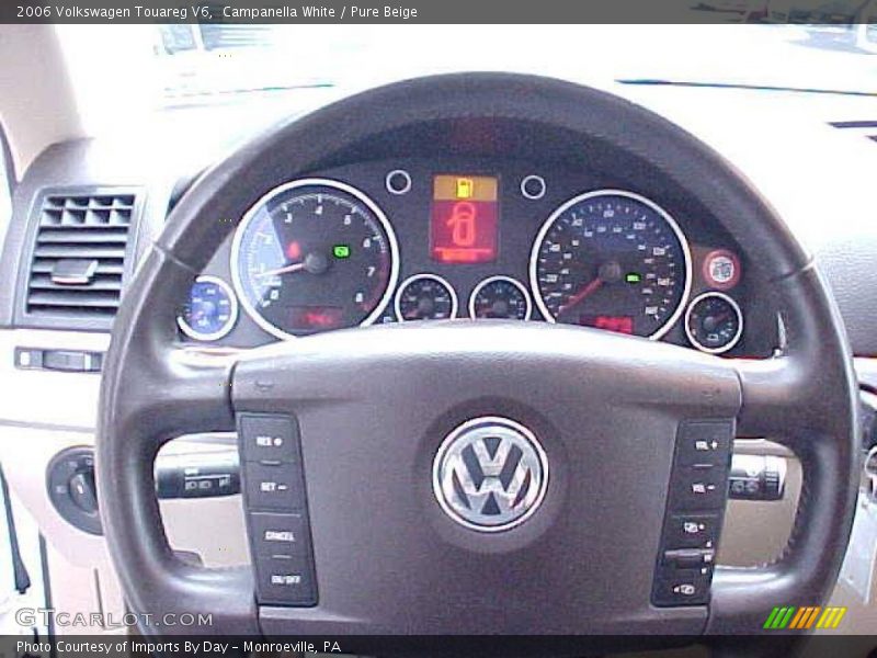 Campanella White / Pure Beige 2006 Volkswagen Touareg V6