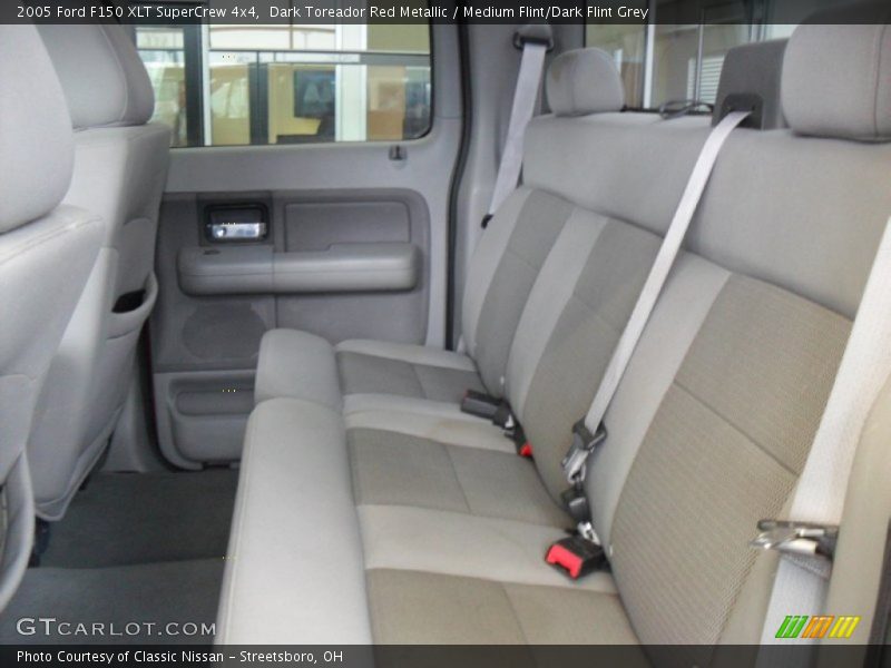 Dark Toreador Red Metallic / Medium Flint/Dark Flint Grey 2005 Ford F150 XLT SuperCrew 4x4