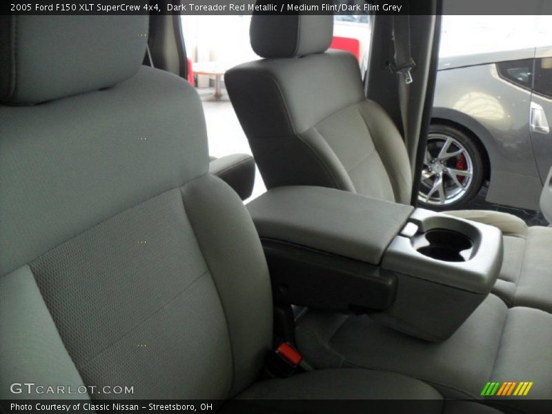 Dark Toreador Red Metallic / Medium Flint/Dark Flint Grey 2005 Ford F150 XLT SuperCrew 4x4