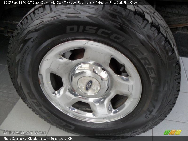 Dark Toreador Red Metallic / Medium Flint/Dark Flint Grey 2005 Ford F150 XLT SuperCrew 4x4