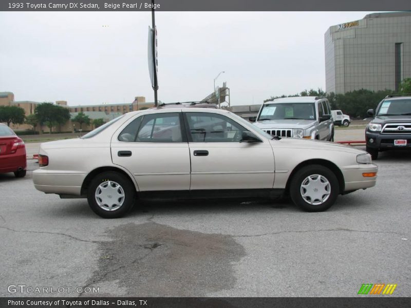 Beige Pearl / Beige 1993 Toyota Camry DX Sedan