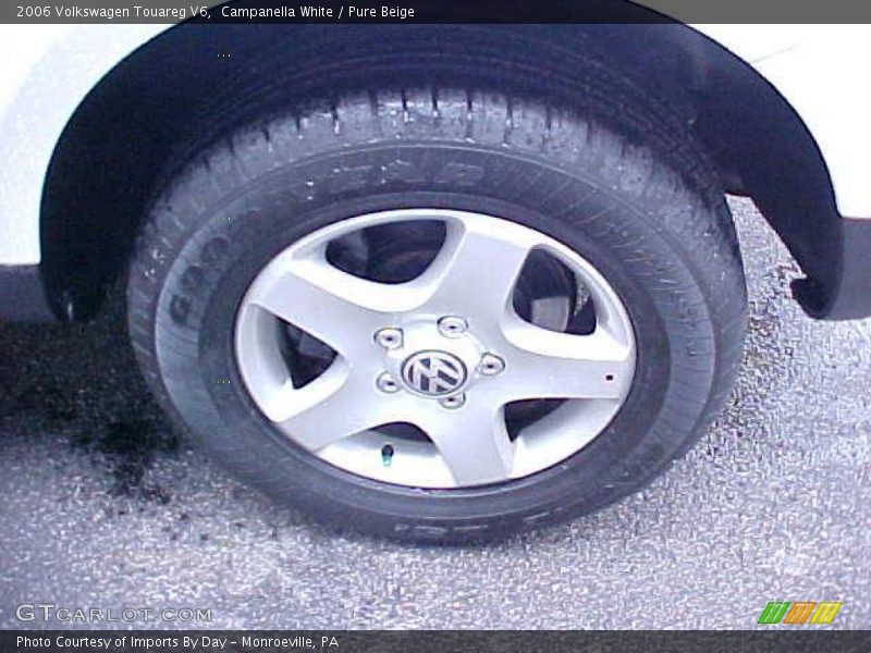 Campanella White / Pure Beige 2006 Volkswagen Touareg V6