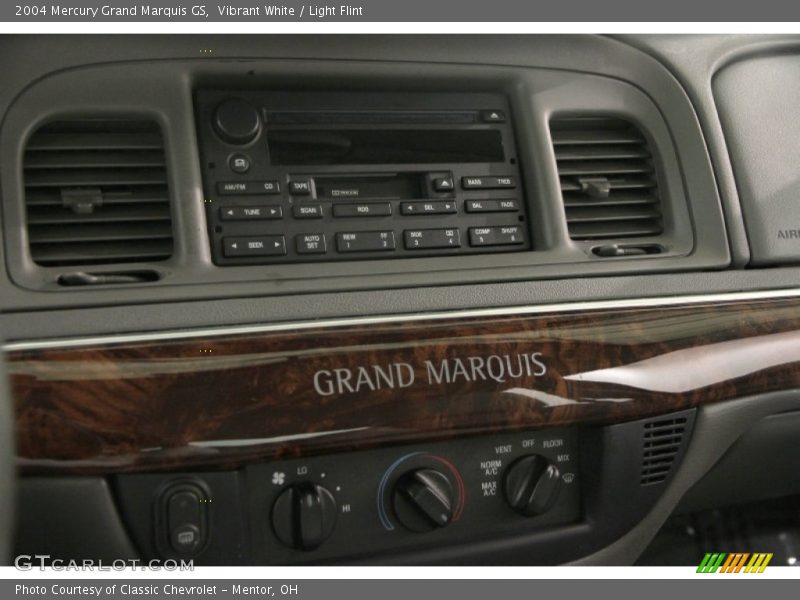 Vibrant White / Light Flint 2004 Mercury Grand Marquis GS