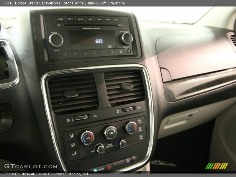 Stone White / Black/Light Graystone 2013 Dodge Grand Caravan SXT