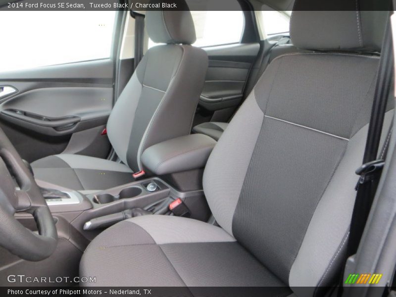 Tuxedo Black / Charcoal Black 2014 Ford Focus SE Sedan