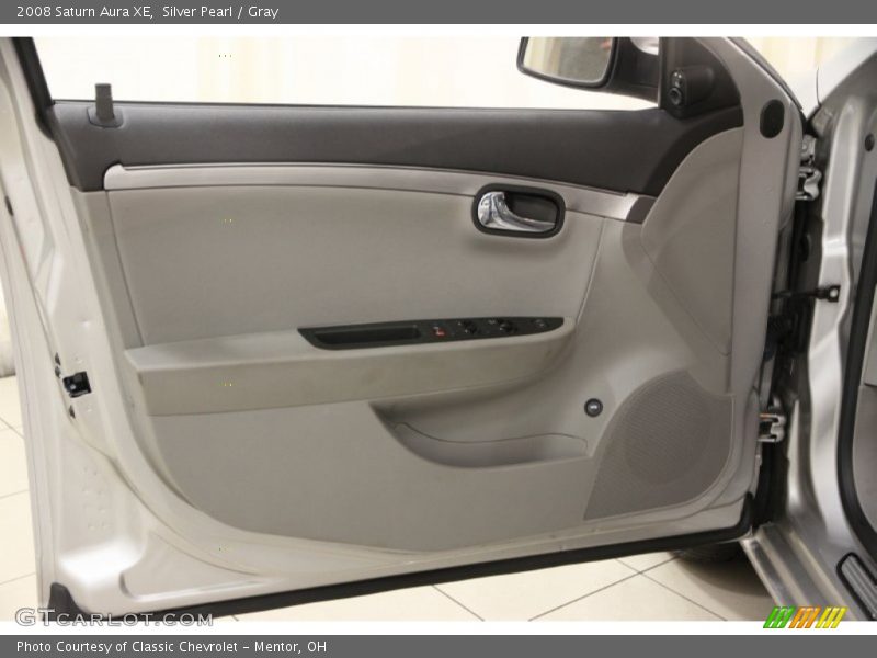 Silver Pearl / Gray 2008 Saturn Aura XE