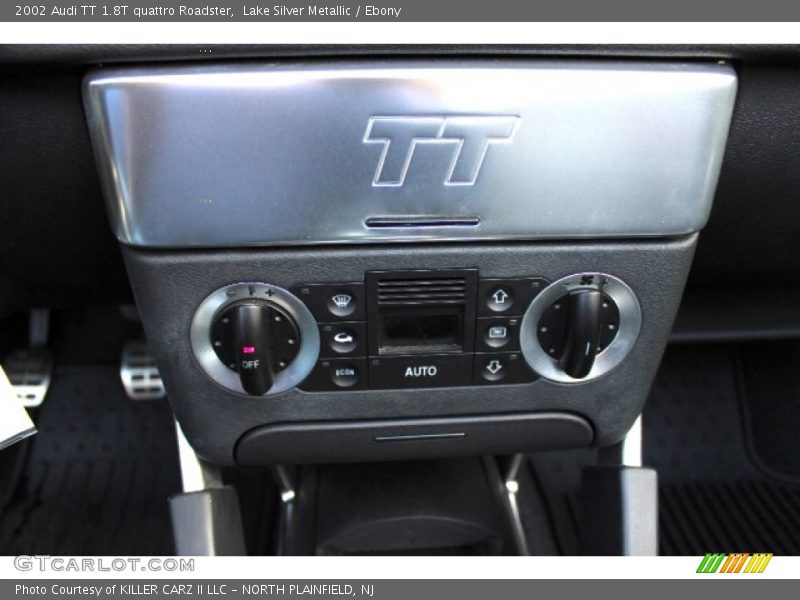 Controls of 2002 TT 1.8T quattro Roadster