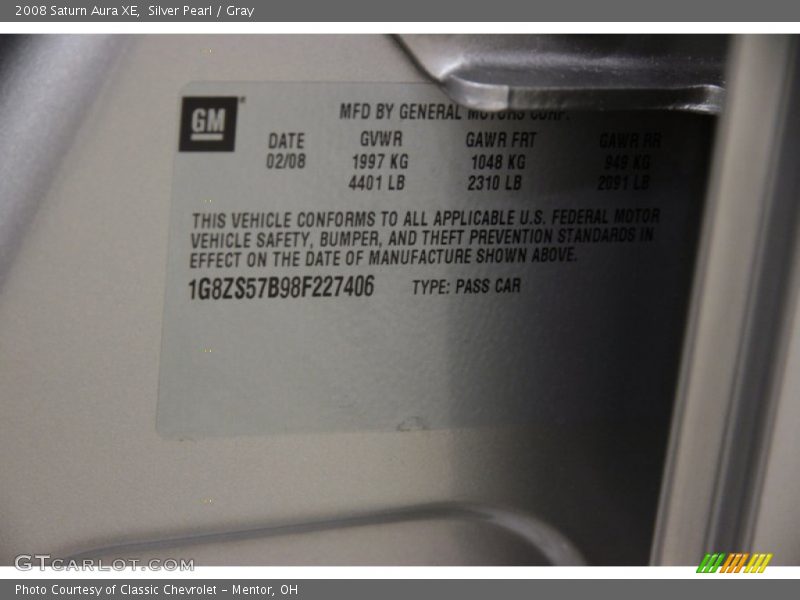 Silver Pearl / Gray 2008 Saturn Aura XE