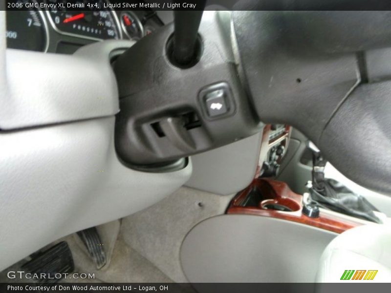 Liquid Silver Metallic / Light Gray 2006 GMC Envoy XL Denali 4x4