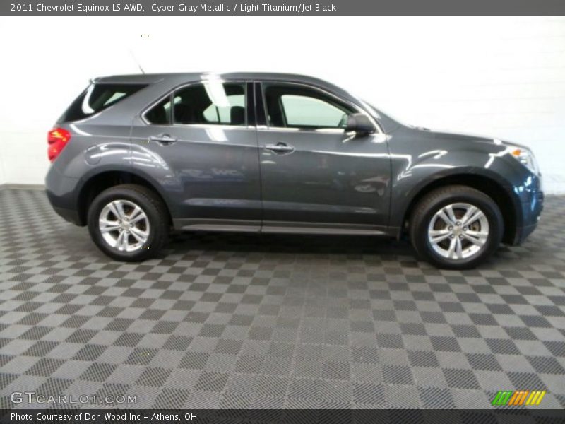 Cyber Gray Metallic / Light Titanium/Jet Black 2011 Chevrolet Equinox LS AWD