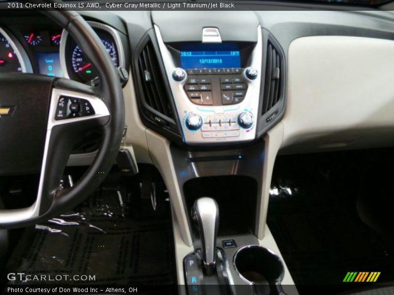 Cyber Gray Metallic / Light Titanium/Jet Black 2011 Chevrolet Equinox LS AWD