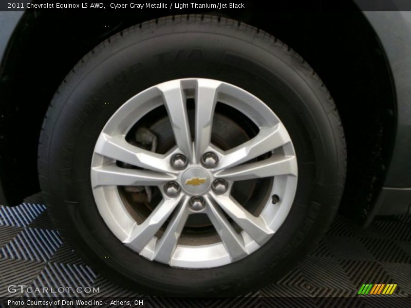 Cyber Gray Metallic / Light Titanium/Jet Black 2011 Chevrolet Equinox LS AWD