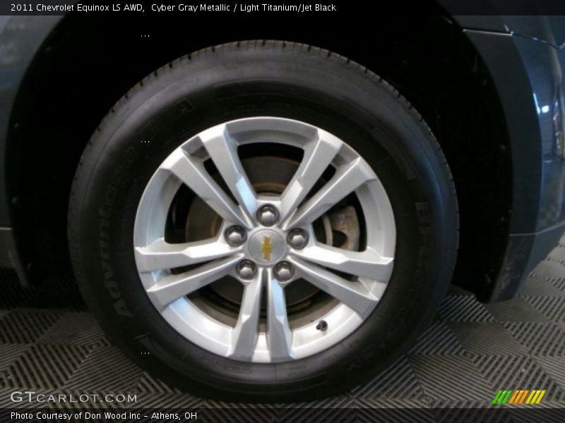 Cyber Gray Metallic / Light Titanium/Jet Black 2011 Chevrolet Equinox LS AWD
