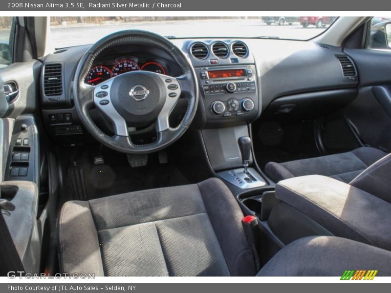 Radiant Silver Metallic / Charcoal 2008 Nissan Altima 3.5 SE