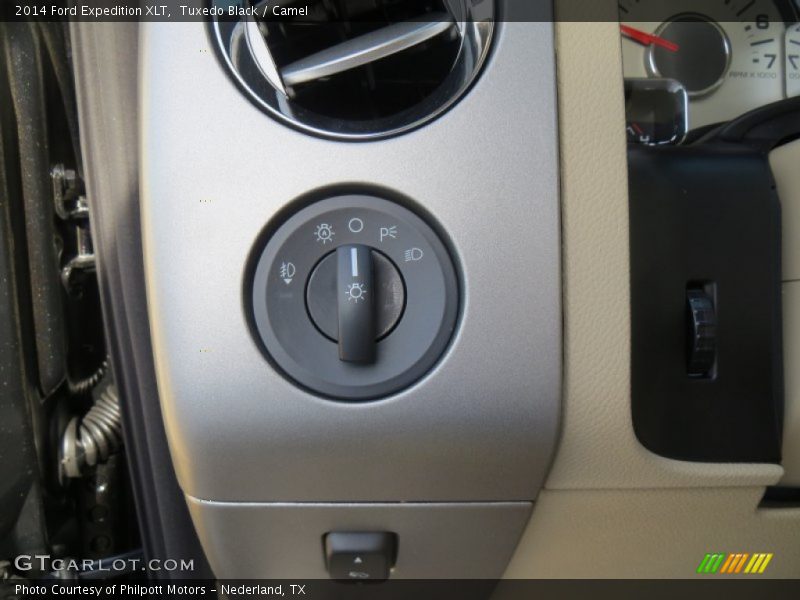 Tuxedo Black / Camel 2014 Ford Expedition XLT