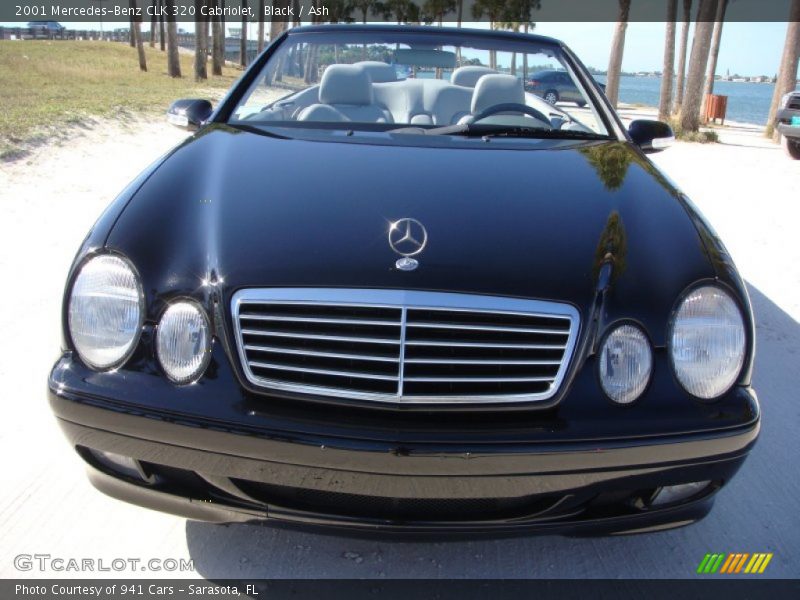 Black / Ash 2001 Mercedes-Benz CLK 320 Cabriolet