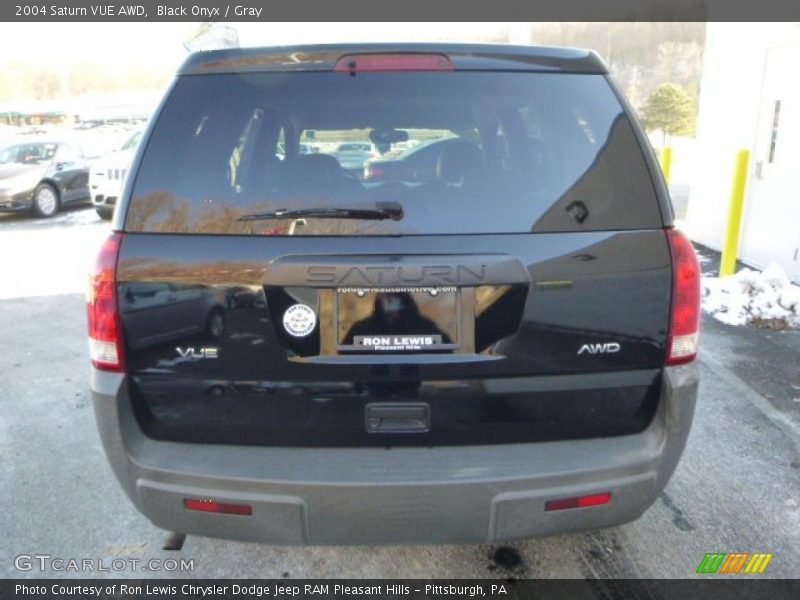 Black Onyx / Gray 2004 Saturn VUE AWD