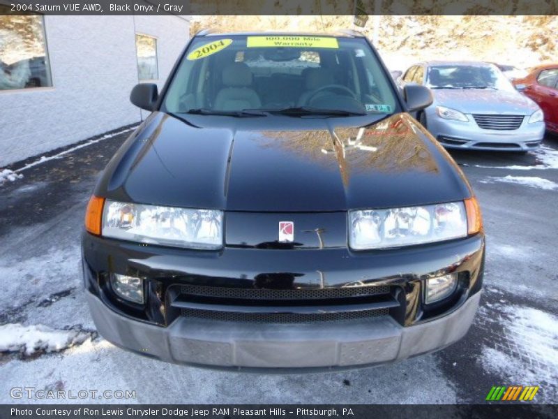 Black Onyx / Gray 2004 Saturn VUE AWD