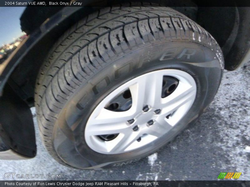 Black Onyx / Gray 2004 Saturn VUE AWD