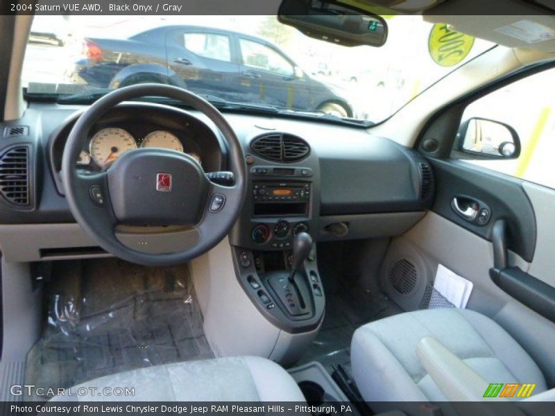 Black Onyx / Gray 2004 Saturn VUE AWD