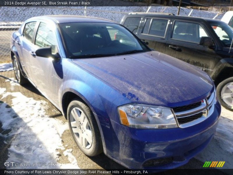 Blue Streak Pearl / Black 2014 Dodge Avenger SE