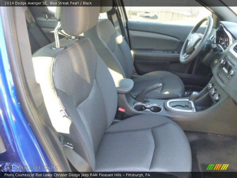 Blue Streak Pearl / Black 2014 Dodge Avenger SE