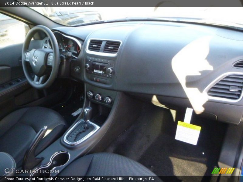 Blue Streak Pearl / Black 2014 Dodge Avenger SE