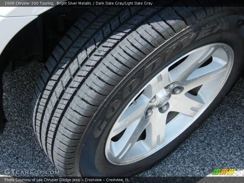 Bright Silver Metallic / Dark Slate Gray/Light Slate Gray 2006 Chrysler 300 Touring