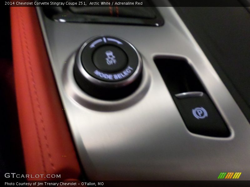 Arctic White / Adrenaline Red 2014 Chevrolet Corvette Stingray Coupe Z51