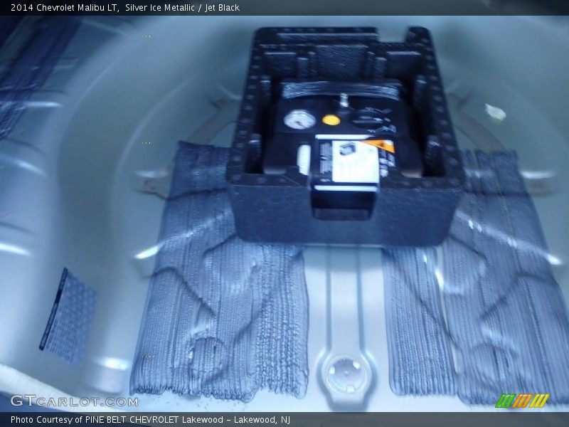 Silver Ice Metallic / Jet Black 2014 Chevrolet Malibu LT