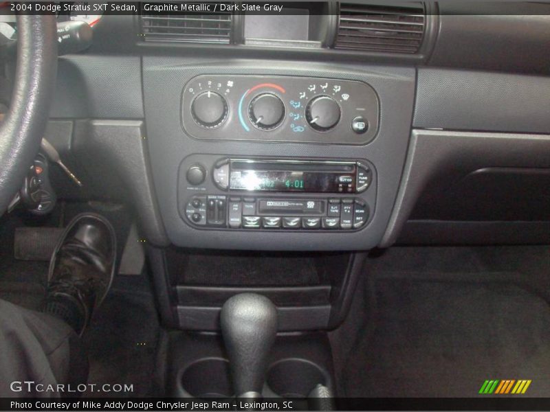 Graphite Metallic / Dark Slate Gray 2004 Dodge Stratus SXT Sedan