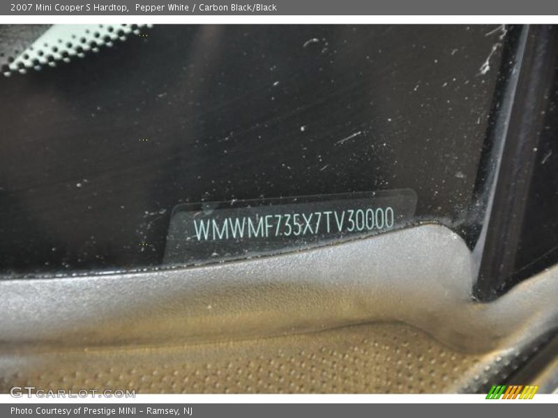 Pepper White / Carbon Black/Black 2007 Mini Cooper S Hardtop