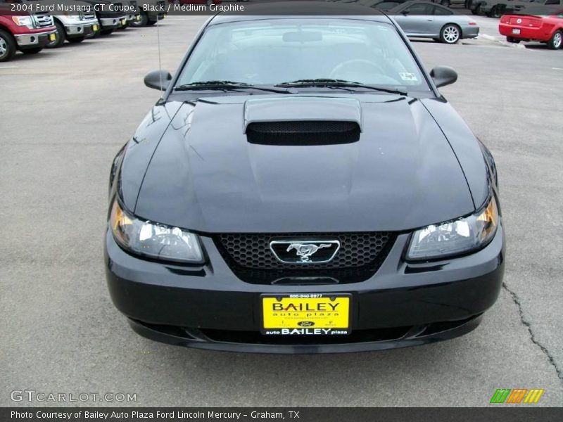 Black / Medium Graphite 2004 Ford Mustang GT Coupe
