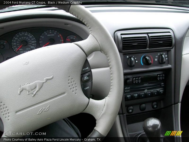 Black / Medium Graphite 2004 Ford Mustang GT Coupe