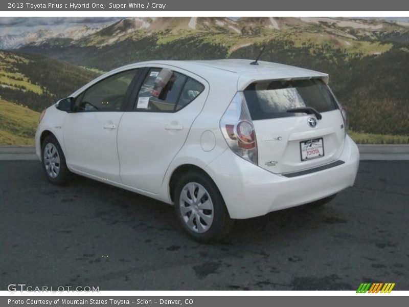 Super White / Gray 2013 Toyota Prius c Hybrid One
