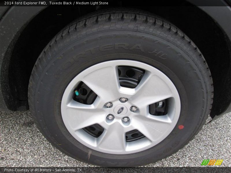 Tuxedo Black / Medium Light Stone 2014 Ford Explorer FWD