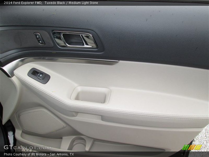 Tuxedo Black / Medium Light Stone 2014 Ford Explorer FWD