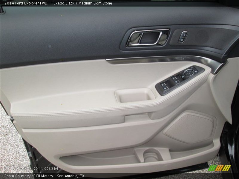 Tuxedo Black / Medium Light Stone 2014 Ford Explorer FWD