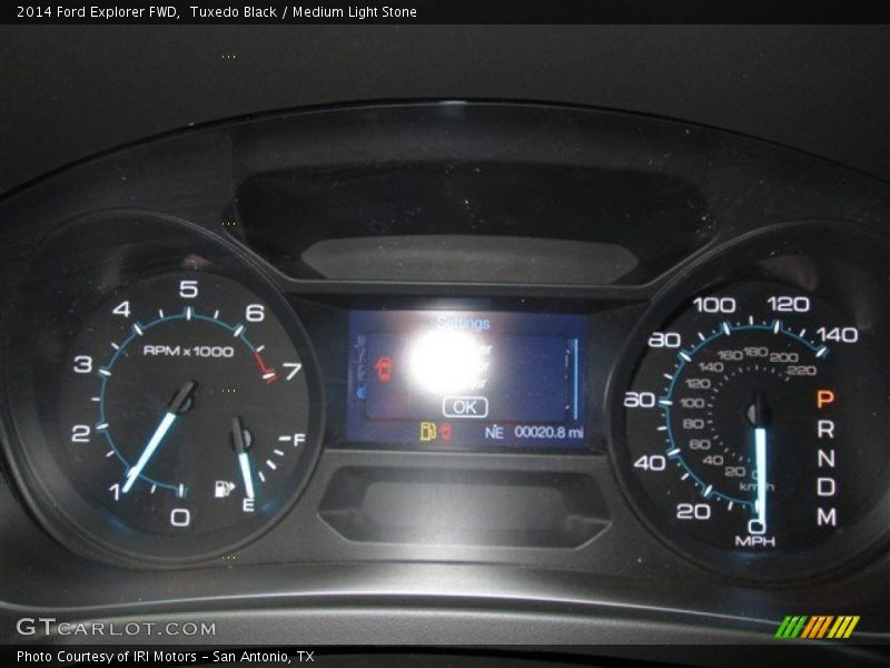 Tuxedo Black / Medium Light Stone 2014 Ford Explorer FWD