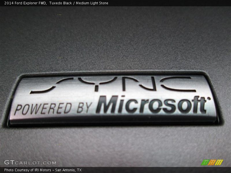 Tuxedo Black / Medium Light Stone 2014 Ford Explorer FWD