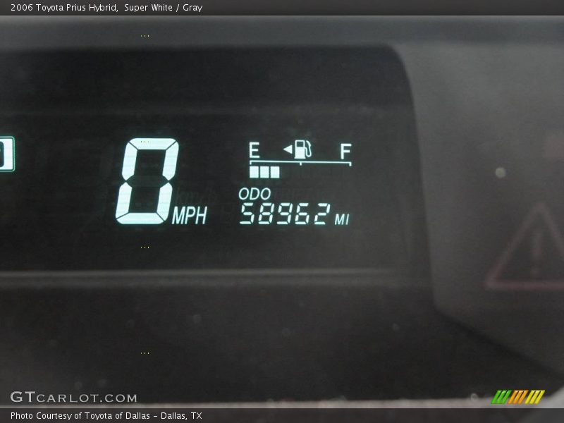Super White / Gray 2006 Toyota Prius Hybrid