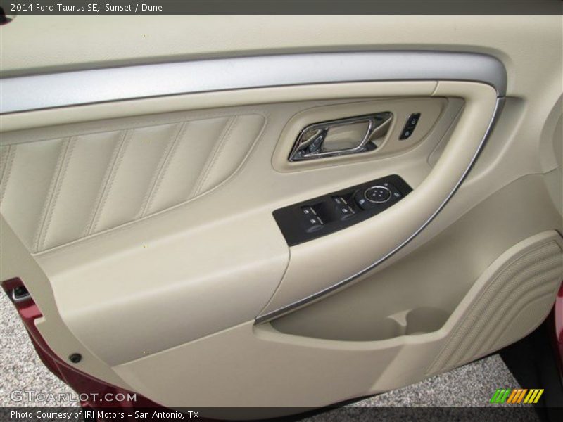 Sunset / Dune 2014 Ford Taurus SE