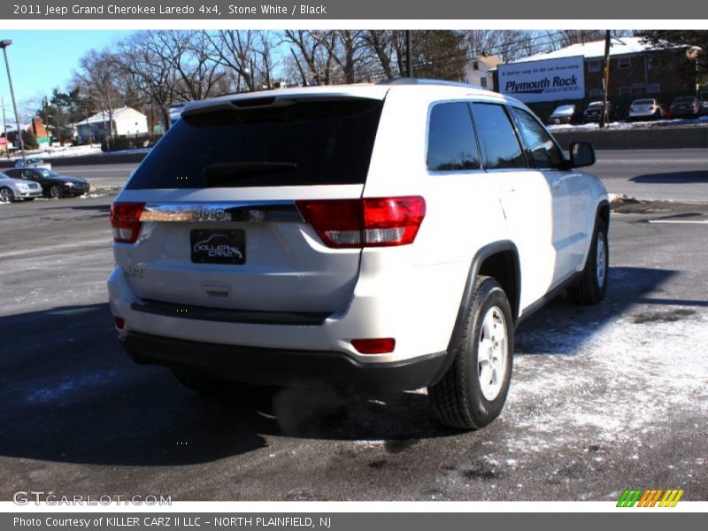 Stone White / Black 2011 Jeep Grand Cherokee Laredo 4x4
