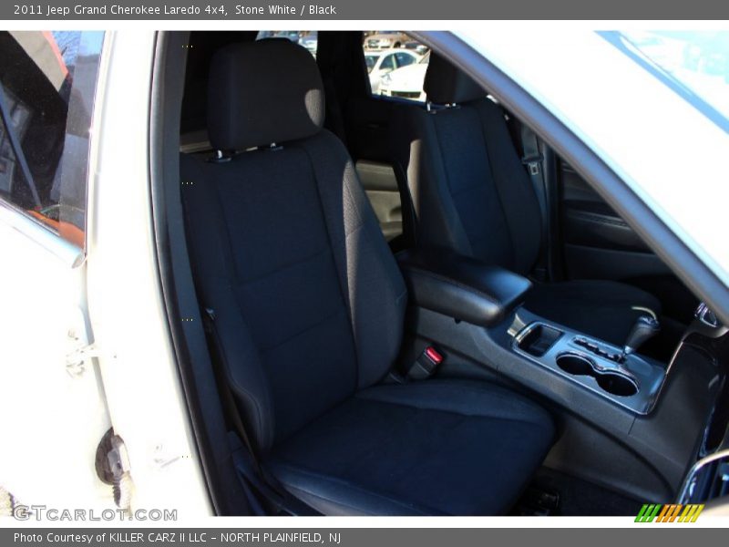 Stone White / Black 2011 Jeep Grand Cherokee Laredo 4x4