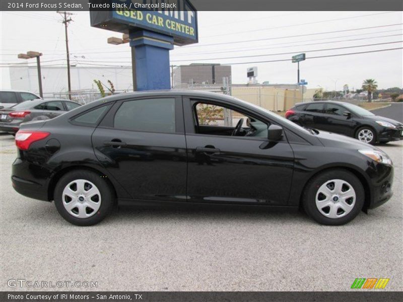 Tuxedo Black / Charcoal Black 2014 Ford Focus S Sedan