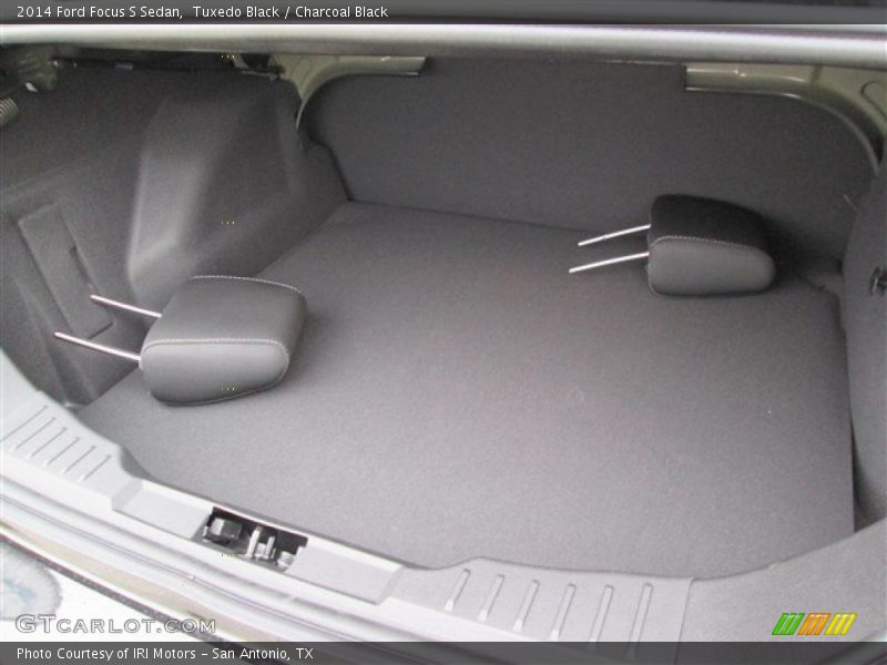 Tuxedo Black / Charcoal Black 2014 Ford Focus S Sedan