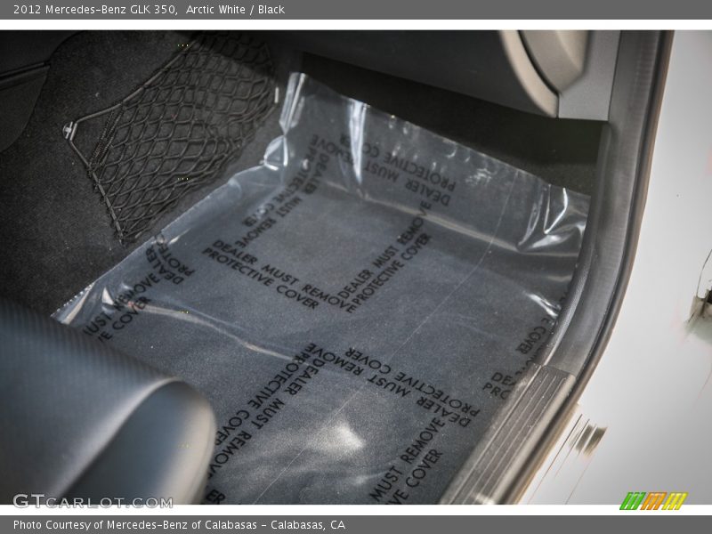 Arctic White / Black 2012 Mercedes-Benz GLK 350