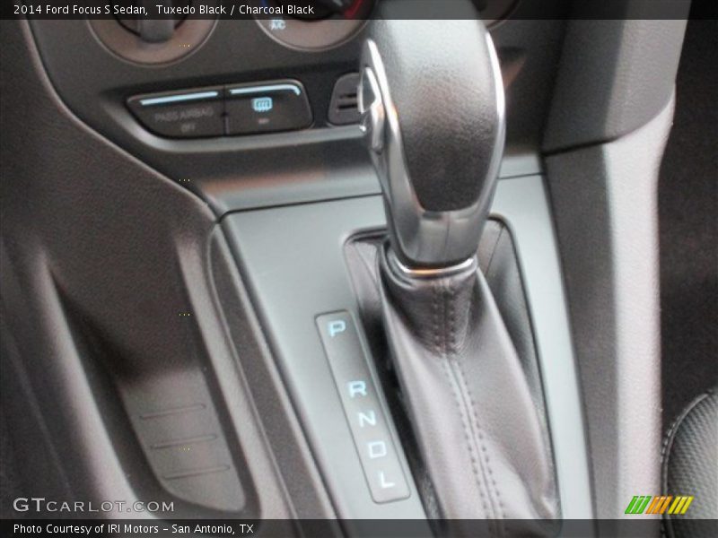 Tuxedo Black / Charcoal Black 2014 Ford Focus S Sedan