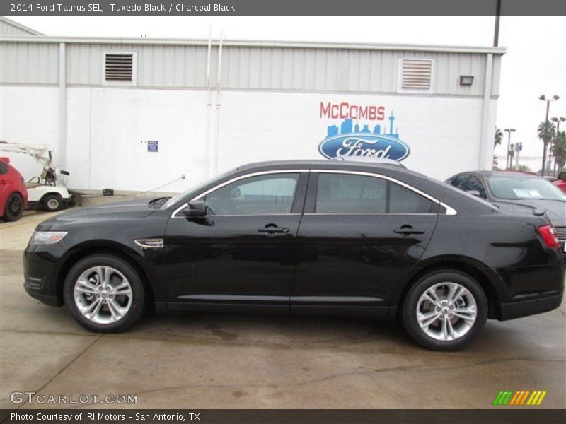 Tuxedo Black / Charcoal Black 2014 Ford Taurus SEL